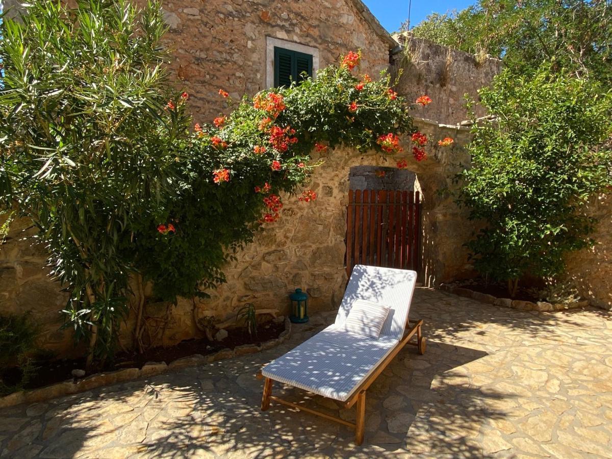 Holiday Home Hauser Vrbanj Extérieur photo