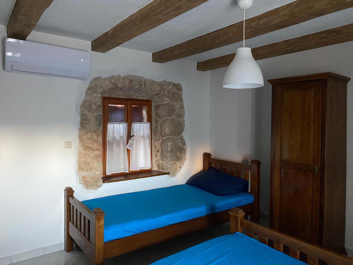 Holiday Home Hauser Vrbanj Extérieur photo