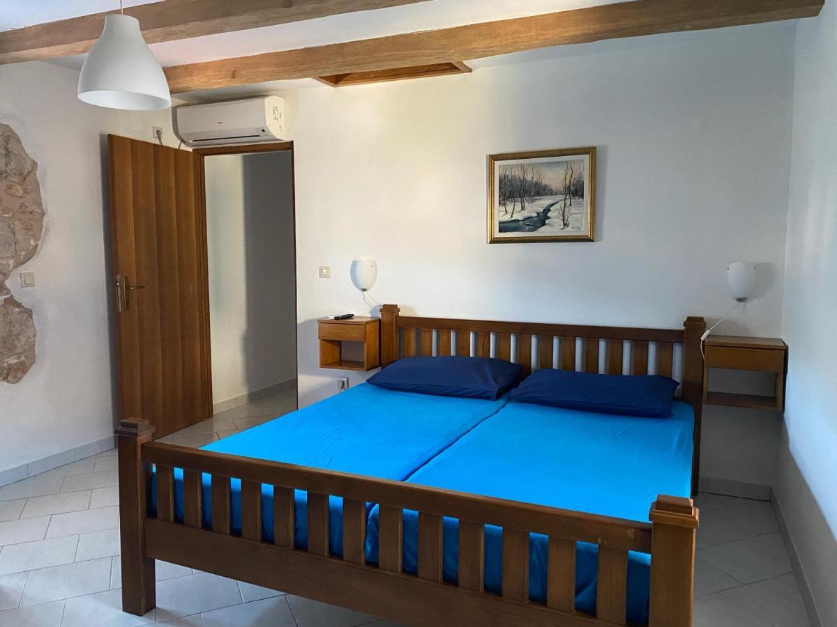 Holiday Home Hauser Vrbanj Extérieur photo